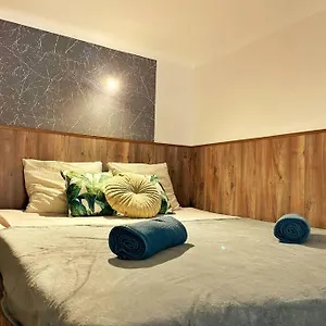 bp-central-stylish-flats.inbudapesthotels.com/