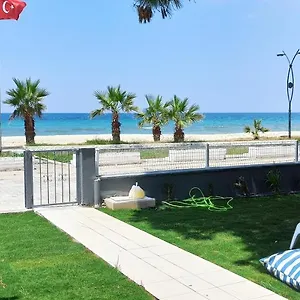 Plaj , Kusadasi Turkey