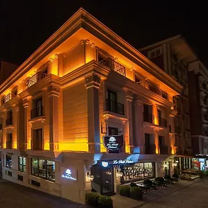 Hotel Le Petit Palace - Special Category